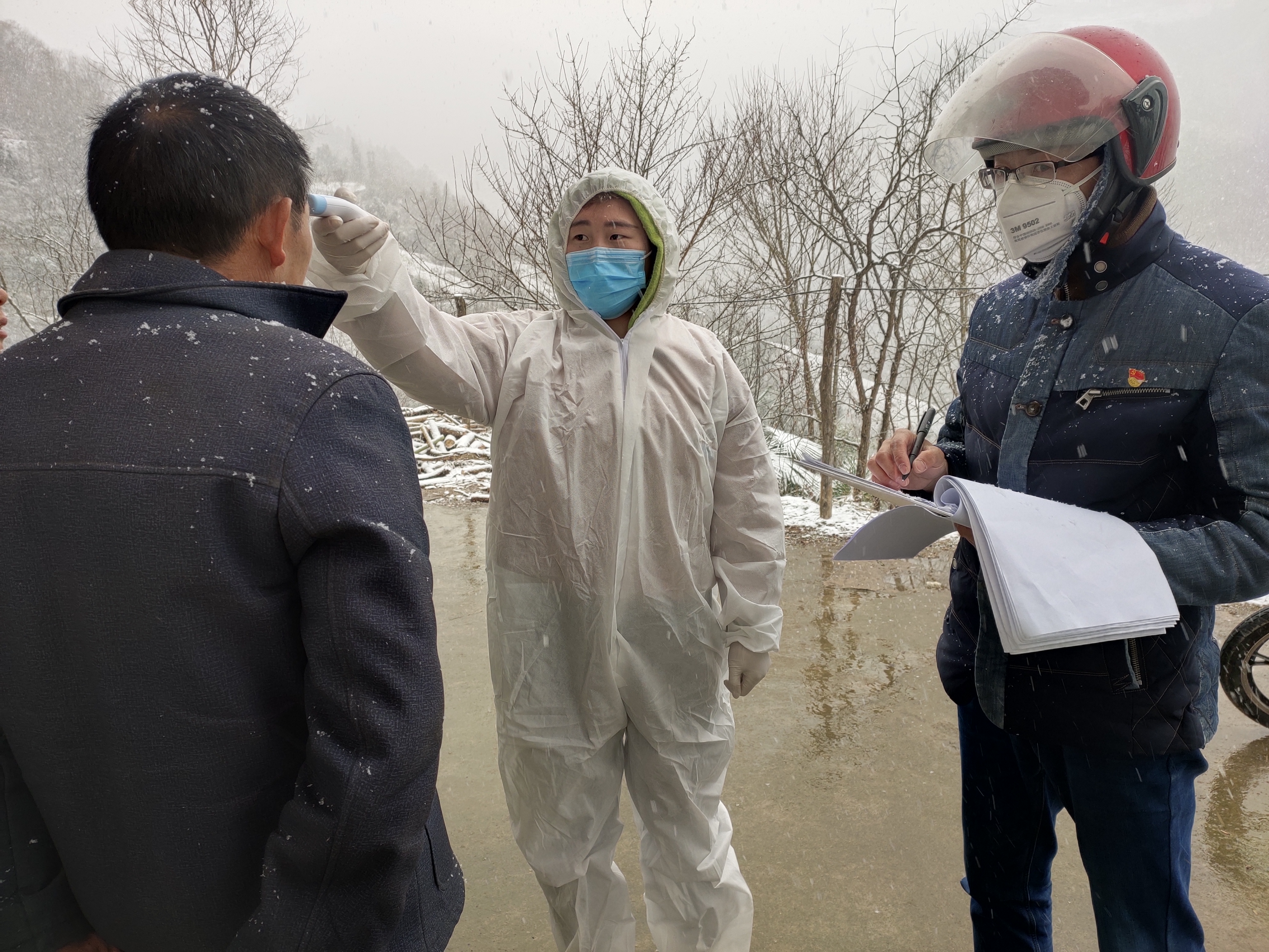 柳林乡卫生院: 全员上阵抗疫情
