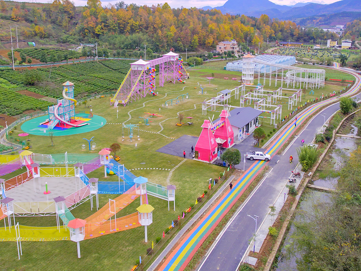 宝丰镇——十星促五兴 乡村振兴景色新
